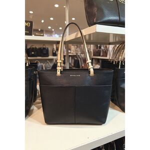 Michael Kors NWOT Bedford Black Pebbled Leather Pocket Tote